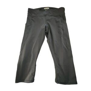 Forever 21 Navy Capri Leggings EUC Size Large #0341